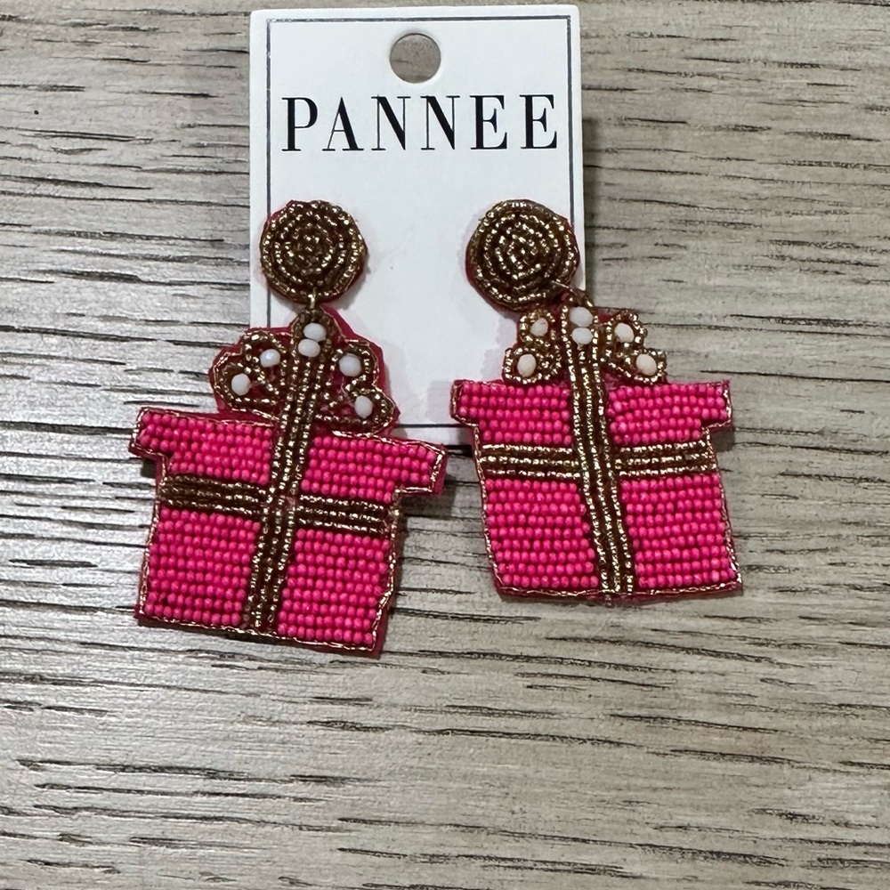 Pink Beaded Gift-Box Drop Earrings - Picture 2 of 4